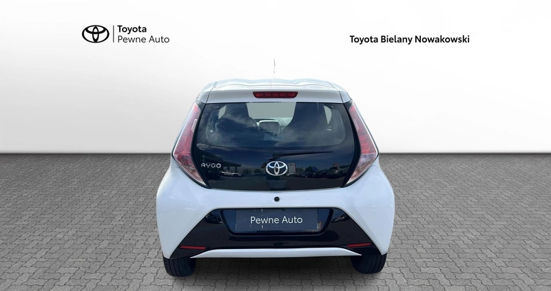 Toyota Aygo cena 42500 przebieg: 60545, rok produkcji 2017 z Miłomłyn małe 301